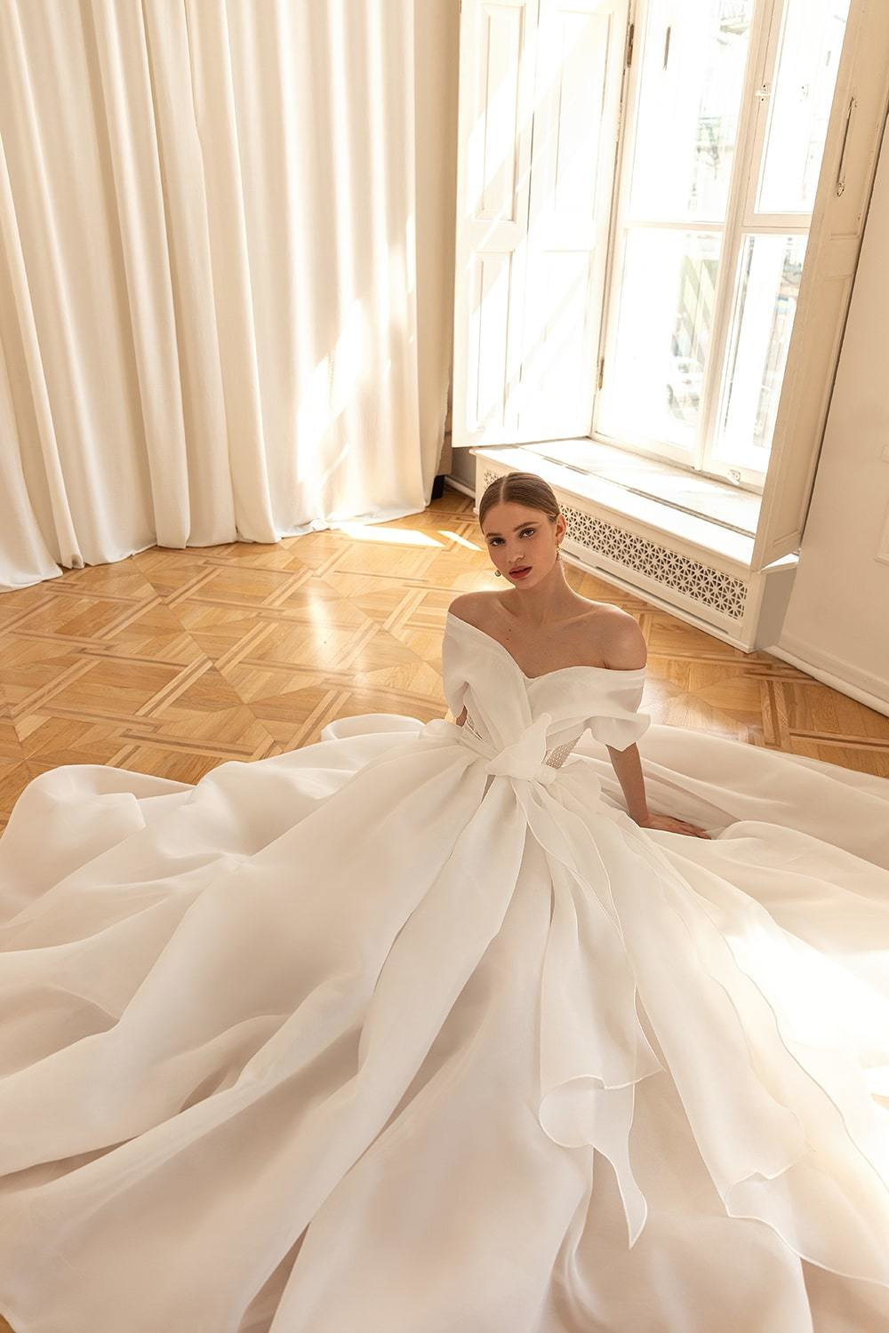 eva_lendel_darling_3.jpg