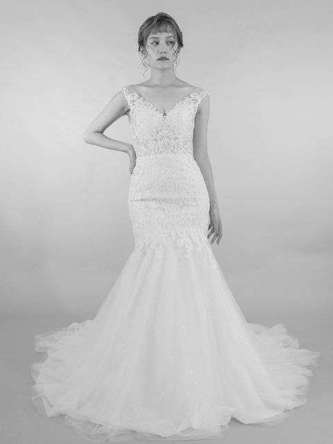 becky ベッキー-ウエディングドレス